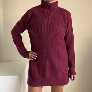 NWOT H by Halston Burgundy Long Turtleneck Sweater Size S